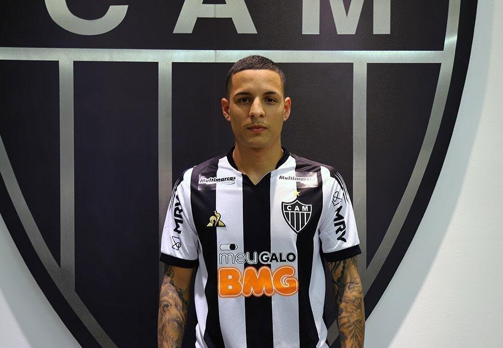 Guilherme Arana - Novo reforo do Atltico, Guilherme Arana chega ao clube para tentar assumir a titularidade da equipe. O jogador se destacou no Corinthians, em 2017. Nos ltimos anos, defendeu Sevilla, da Espanha, e Atalanta, da Itlia.