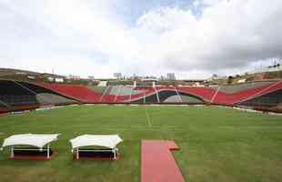 Barrado - o estdio do Vitria, em Salvador, comporta 34.535 espectadores.
