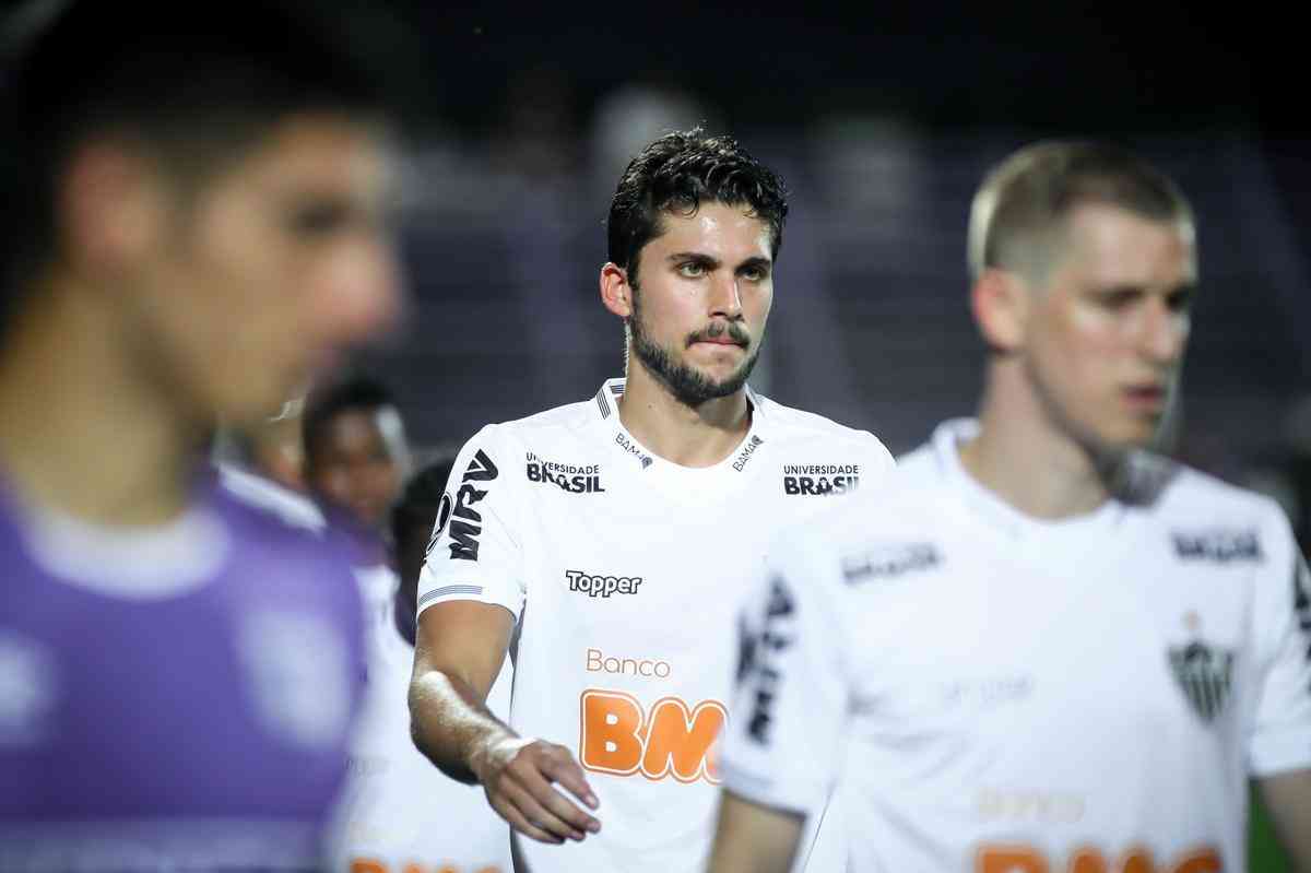 Imagens da partida entre Defensor e Atltico, em Montevidu, pela Libertadores