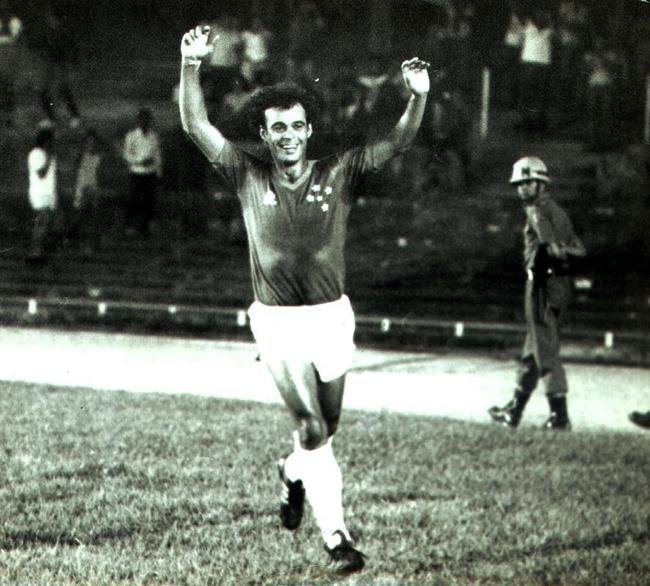 9- Joozinho - 119 gols em 485 jogos (1973 a 1982)