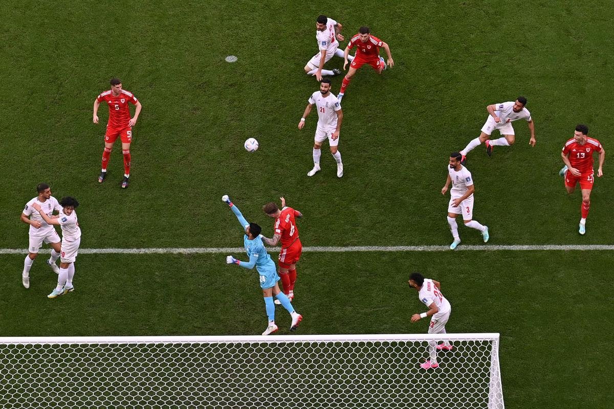 Pela segunda rodada do Grupo B da Copa do Mundo do Catar, Pas de Gales e Ir duelam no Estdio Ahmad Bin Ali, em Al Rayyan