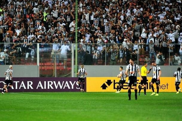 Lances do primeiro tempo de Atltico x La Equidad, no primeiro tempo