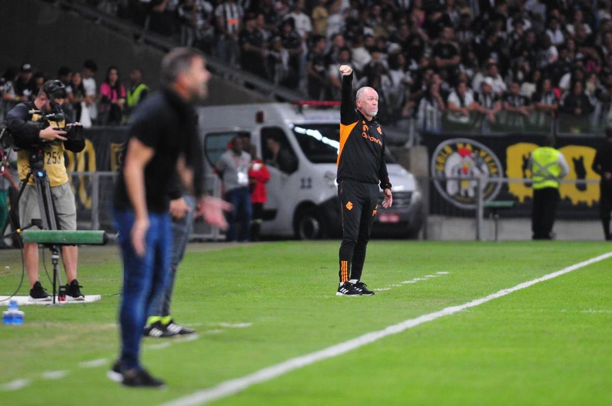 Fotos do jogo entre Atltico-MG e Internacional