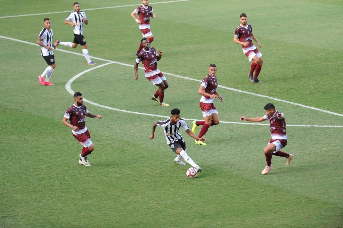 Fotos da vitria do Atltico sobre o Patrocinense, por 3 a 1, no Independncia, em Belo Horizonte, pela quarta rodada do Campeonato Mineiro. Mando foi do clube do interior, que no pde realizar a partida em Patrocnio devido ao elevado nmero de casos de COVID-19 na cidade.