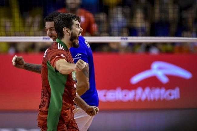 Fotos da final do Mundial de Vlei Masculino, entre Cruzeiro e Civitanova-ITA, no Ginsio Divino Braga, em Betim