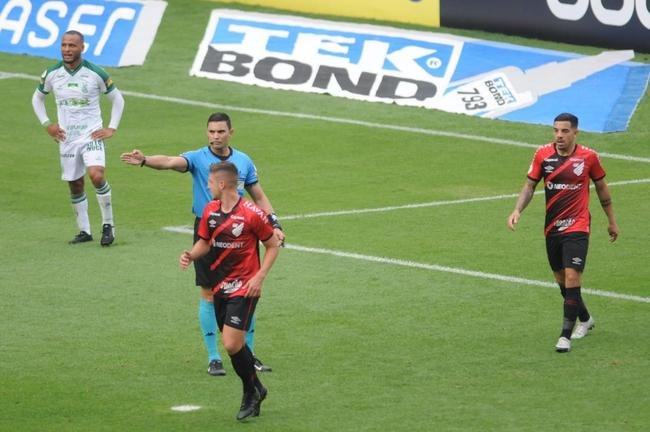 Amrica e Athletico-PR se enfrentaram no Independncia, pela 20 rodada da Srie A do Brasileiro