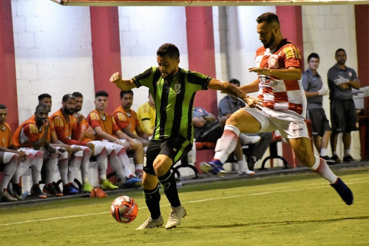 Amrica virou diante do Tombense no fim e conquistou primeira vitria como visitante no Mineiro