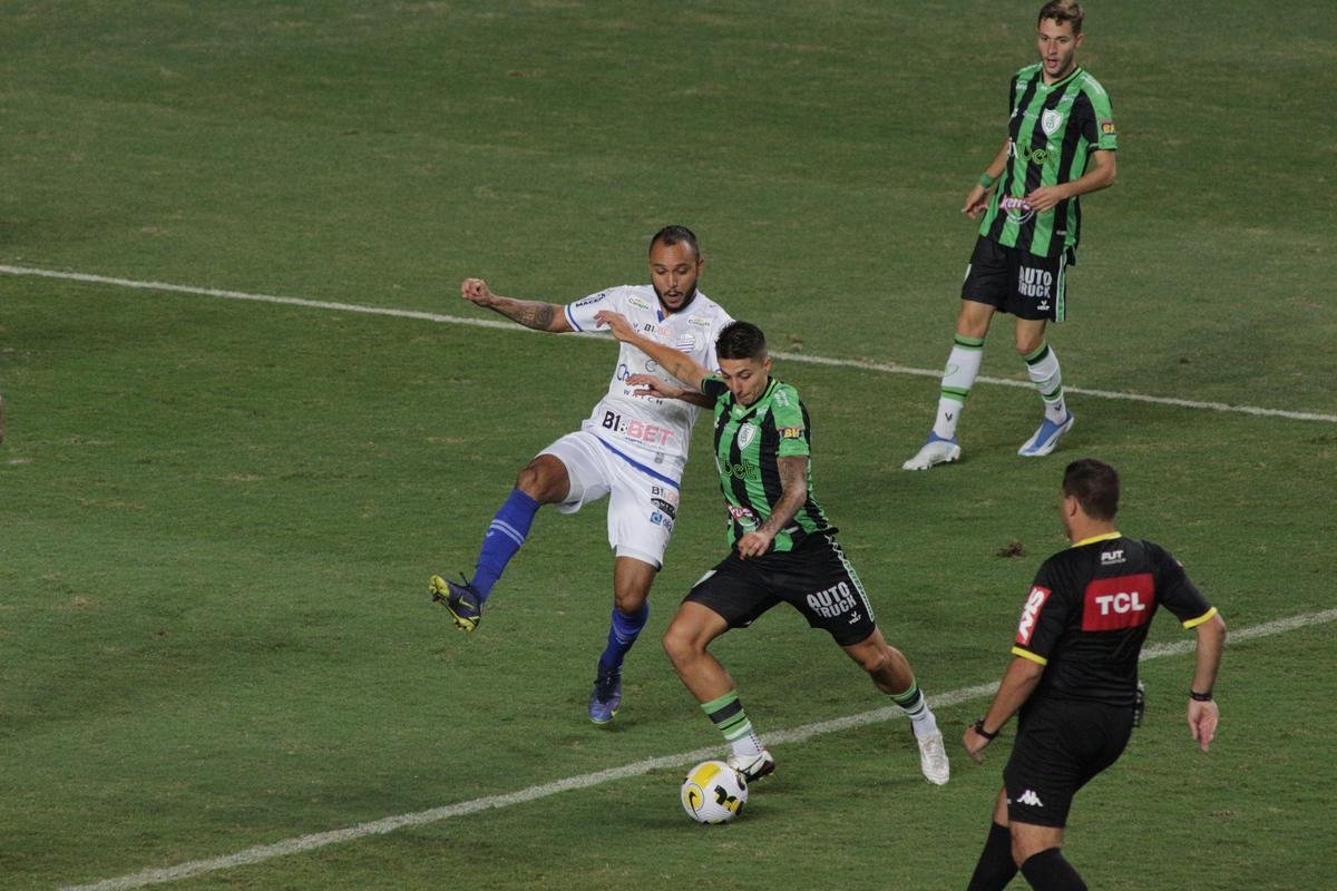Fotos do jogo entre Amrica e CSA-AL, no Independncia, em Belo Horizonte, pela terceira fase da Copa do Brasil