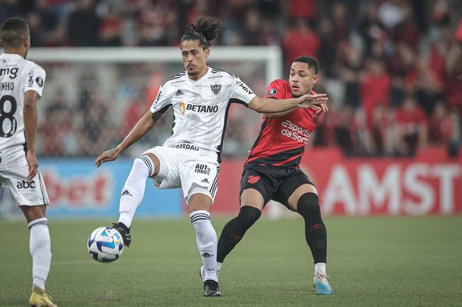 O Atltico visitou, na noite desta tera-feira (18/4), o Athletico-PR na Arena da Baixada, em Curitiba. A partida foi vlida pela 2 rodada do Grupo G da Copa Libertadores de 2023.