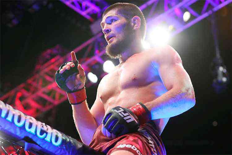 Campeão peso-leve do UFC, Nurmagomedov surge como favorito contra