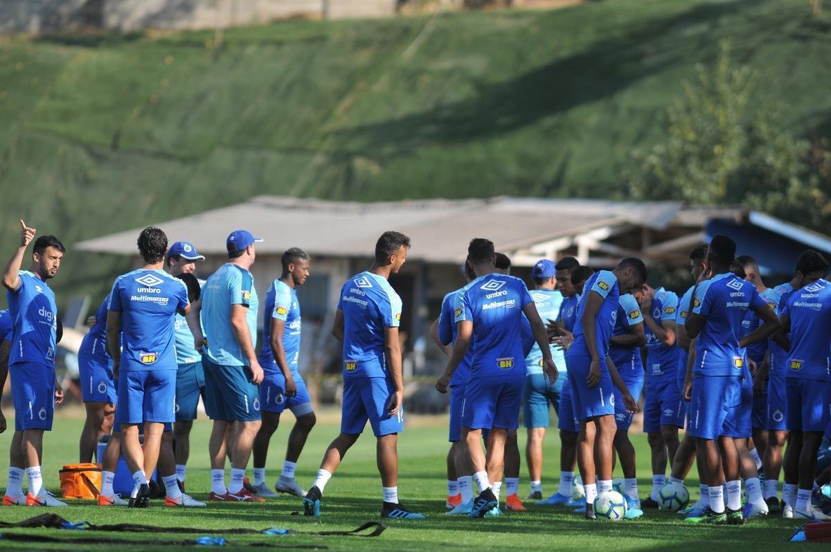 Fotos do segundo dia de trabalho do tcnico Rogrio Ceni no Cruzeiro