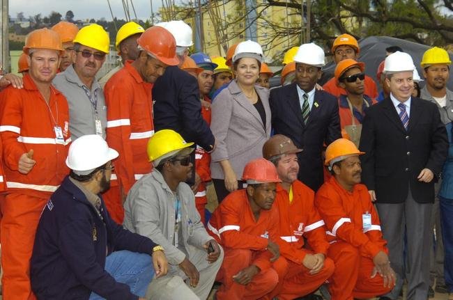 Em 2011, Pel visitou as obras de modernizao do Mineiro para a Copa do Brasil de 2014. Evento contou com a presena da presidente da Repblica Dilma Rousseff, do governador de Minas Antonio Anastasia e do prefeito de Belo Horizonte Mrcio Lacerda