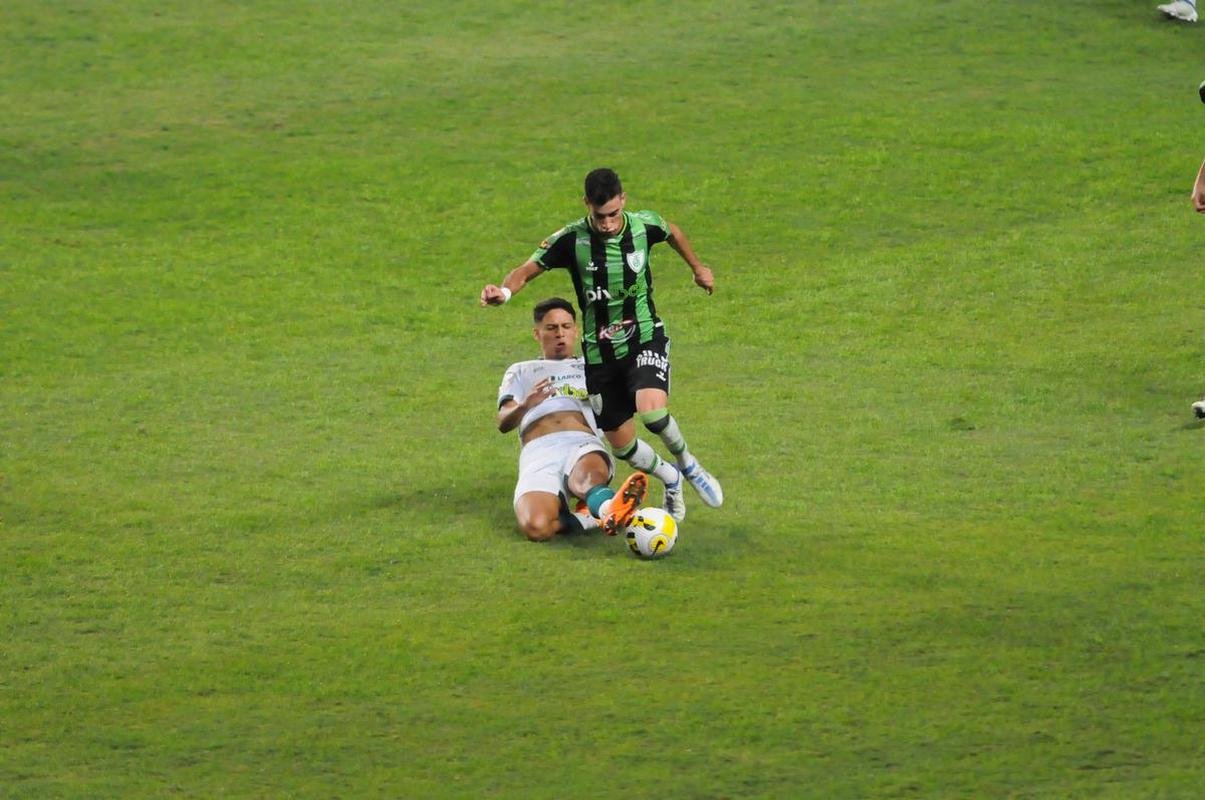 Amrica e Gois se enfrentaram no Independncia, pela 15 rodada da Srie A do Campeonato Brasileiro