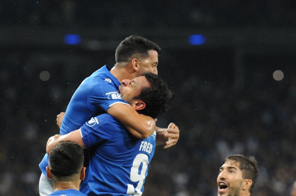 Fotos do duelo entre Cruzeiro e Amrica, no Mineiro