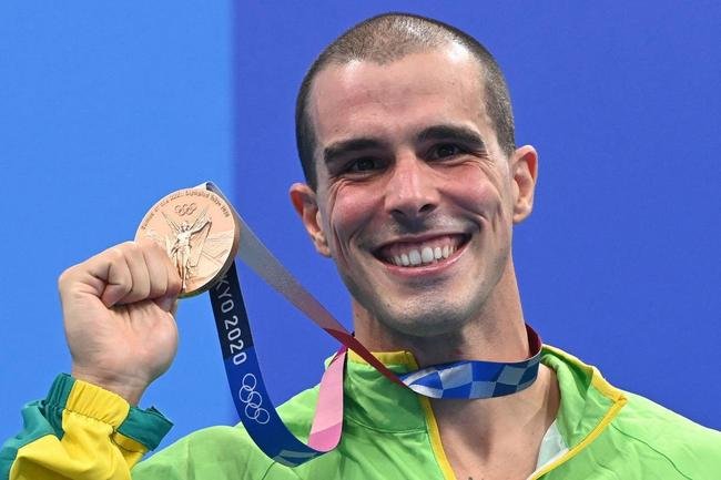 Bruno Fratus, do Minas, percorreu os 50m da piscina do Tokyo Aquatics Centre em 21s57 e levou o bronze