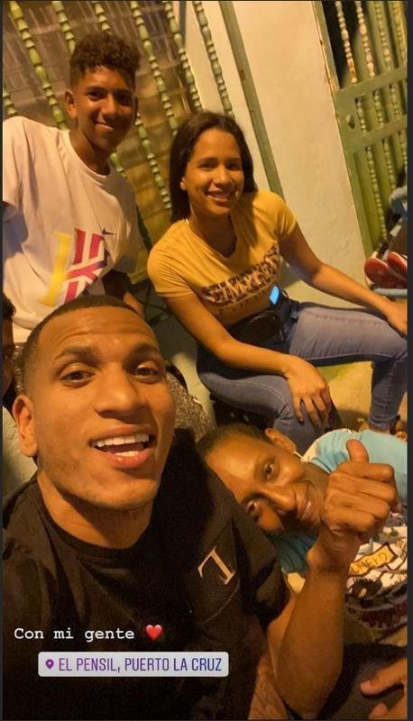 Otero passou o Natal na Venezuela