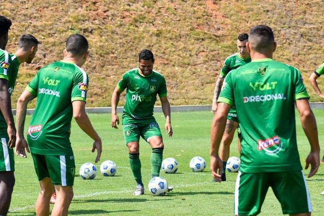 Fotos do treino do Am�rica no CT Lanna Drumond nesta sexta-feira (01/10)