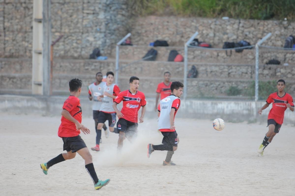 Tradicional clube amador de BH, Santa Cruz abriu espao para Marta no comeo da carreira