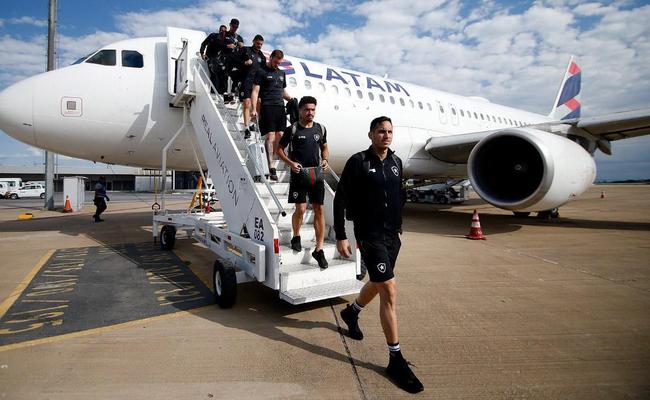 Botafogo já está em Belo Horizonte para enfrentar o Atlético