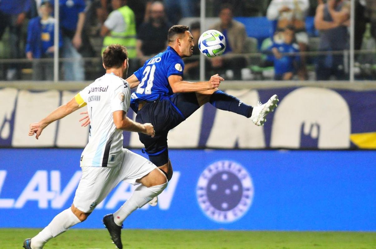 Grmio x Cruzeiro: fotos do jogo pela segunda rodada do Campeonato Brasileiro, neste sbado (22/4), no Independncia
