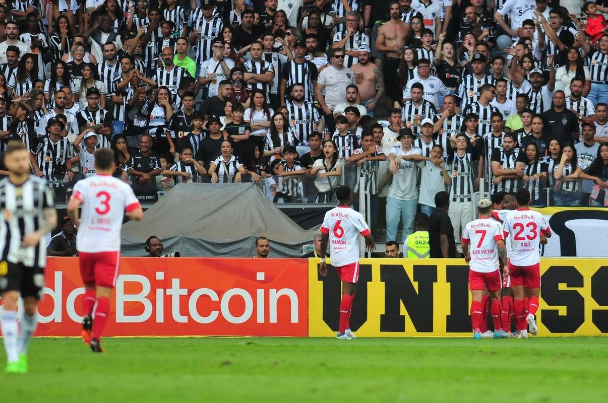 Fotos do jogo entre Atltico e Red Bull Bragantino, no Mineiro, pela 26 rodada do Campeonato Brasileiro