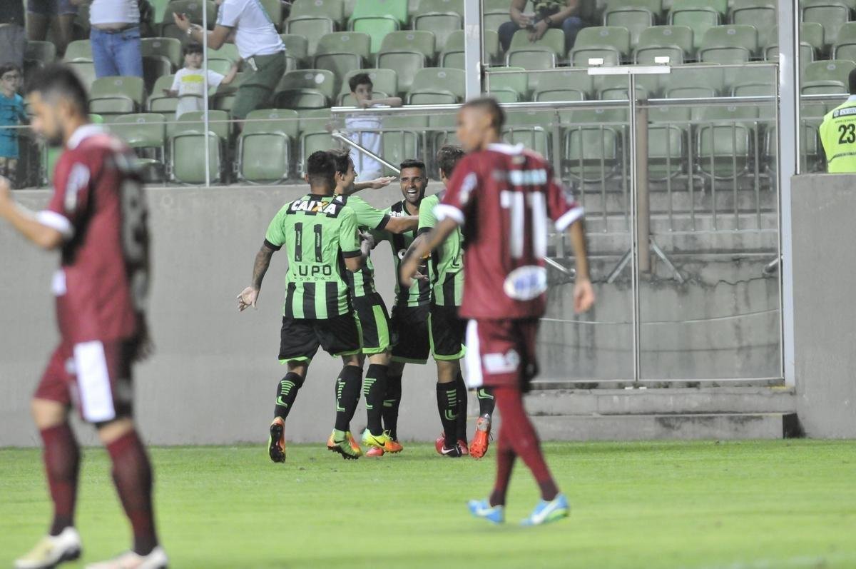 Amrica e Patrocinense se enfrentaram, no Independncia, pela primeira rodada do Campeonato Mineiro