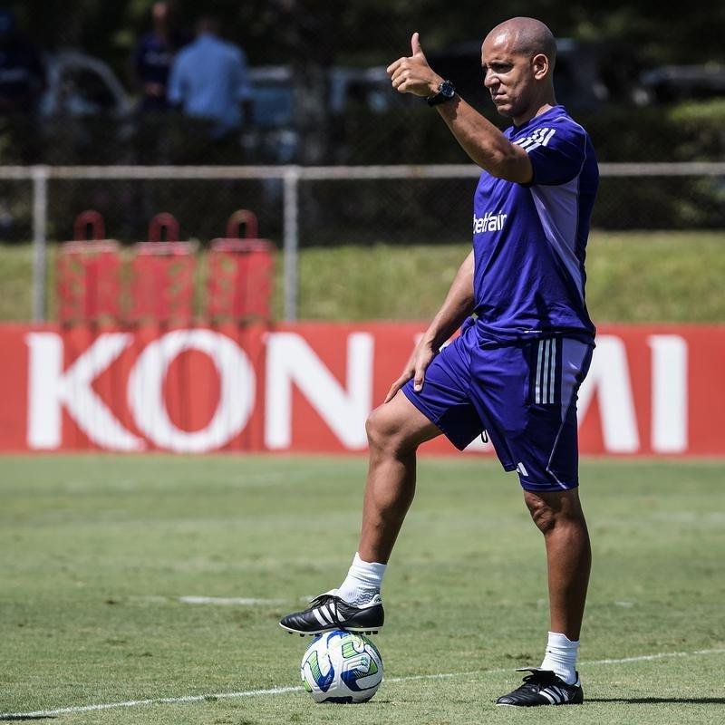 O Cruzeiro treinou nesta quarta-feira (5/4), na Toca da Raposa II, em Belo Horizonte