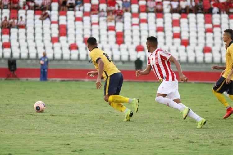 No dia oito de março, os Aflitos recebeu Náutico e Retrô para mais uma disputa estadual. Em campo, os times empataram em 2 a 2, e com isso o Timbu deixou de encaminhar sua classificação antecipada às semifinais da competição