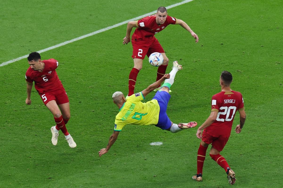 Richarlison marcou os dois gols da vitria do Brasil sobre a Srvia na estreia da Copa do Mundo do Catar