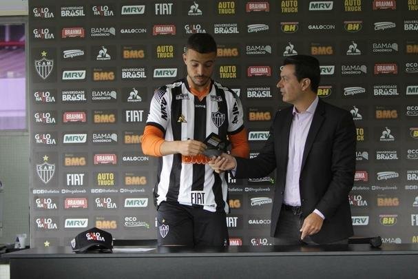 Jogador argentino  uma aposta do Galo para o ataque