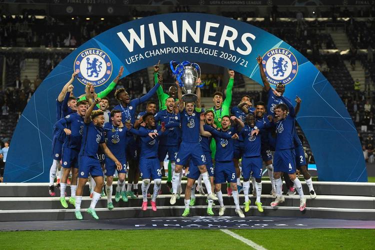 Chelsea faz a festa depois de vencer o Manchester City e faturar o bi na Liga dos Campeões