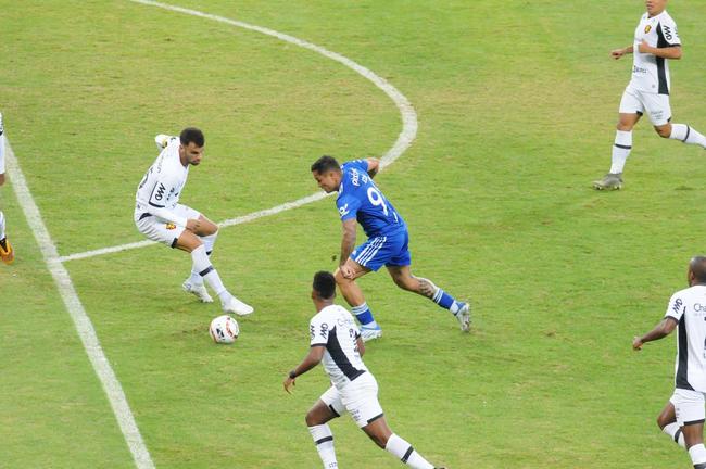 Fotos do jogo entre Cruzeiro e Sport, no Mineiro, em Belo Horizonte, pela 15 rodada da Srie B do Campeonato Brasileiro (28/6/2022)