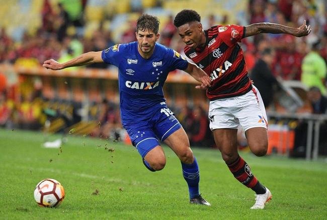 Fotos da vit�ria do Cruzeiro sobre o Flamengo por 2 a 0, nesta quarta-feira, no Maracan�. Gols de Arrascaeta e Thiago Neves garantiram ao time celeste vantagem nas oitavas de final da Copa Libertadores