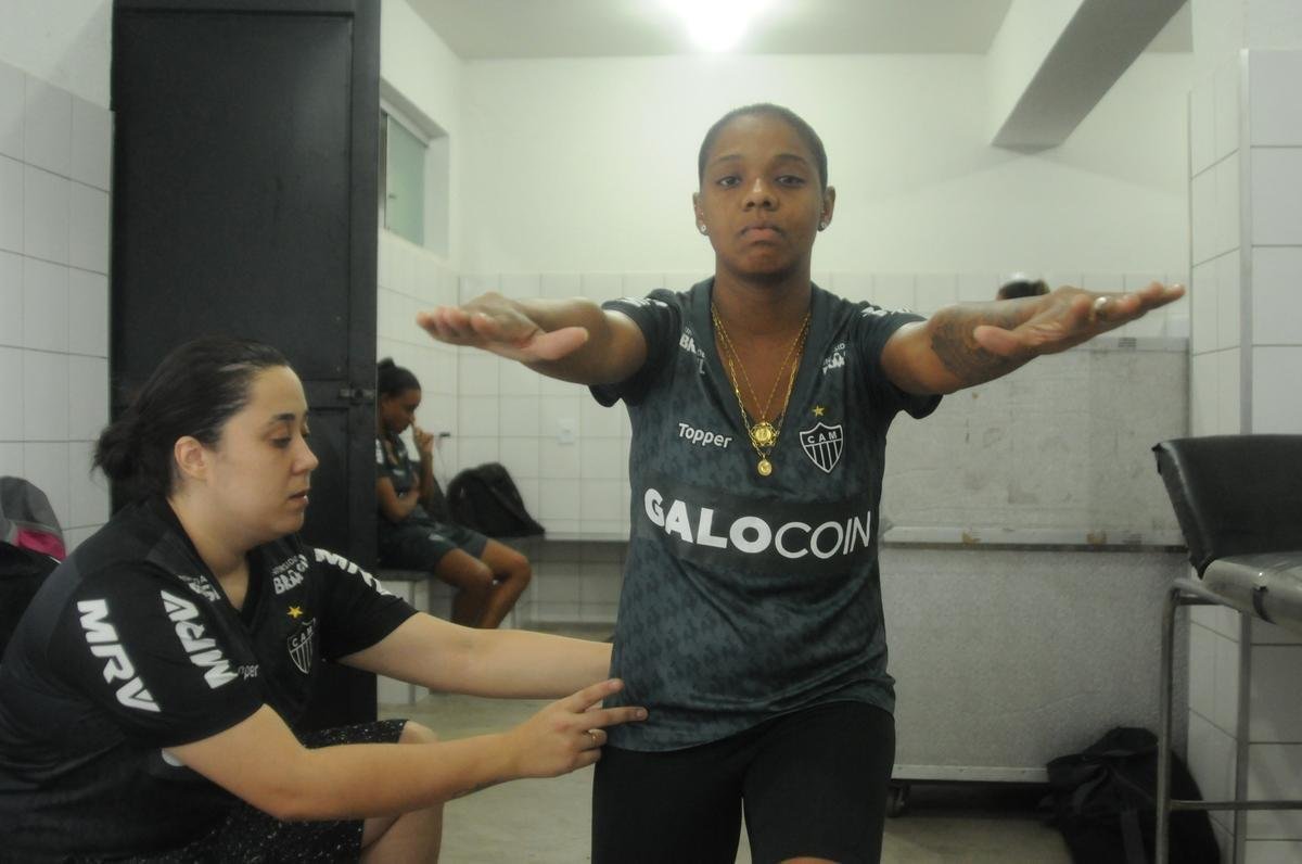 Reportagem acompanhou rotina de treinos do time feminino do Atltico
