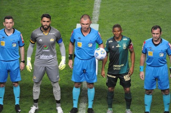 Fotos do jogo entre Amrica e Cricima, no Independncia, em Belo Horizonte, pela terceira fase da Copa do Brasil.