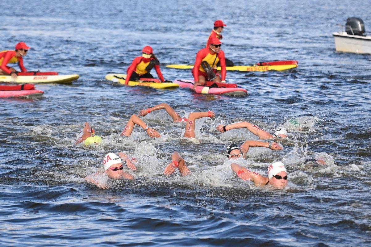 Ana Marcela Cunha fatura o ouro na prova de 10km da maratona aqutica em Tquio
