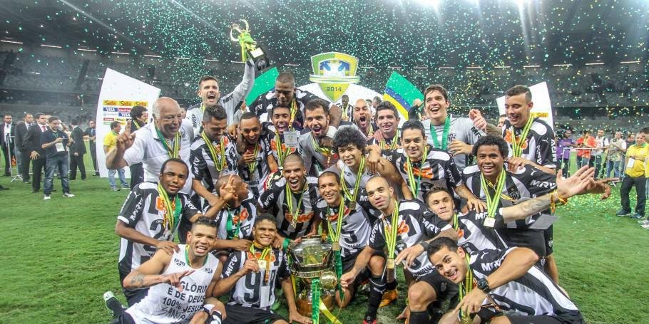 5 Atltico - levantou o caneco do Campeonato Mineiro em cinco ocasies (2012, 2013, 2015, 2017 e 2020), da Libertadores (2013) e da Copa do Brasil (2014).