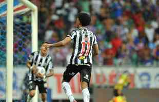 Com gols de Hulk, de pnalti, e Keno (e), o Galo virou sobre o Bahia, por 3 a 2 e chegou ao bicampeonato brasileiro