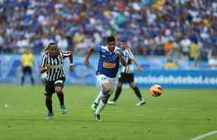 Imagens do jogo entre Cruzeiro e Santos, no Mineiro, pela 13 rodada da Srie A