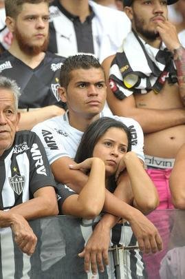 Fotos do segundo tempo do clssico entre Cruzeiro e Atltico, pela final do Mineiro