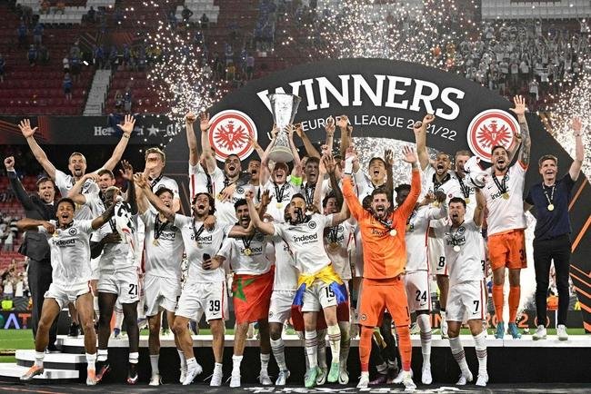 Eintracht bate o Rangers nos pnaltis, em Sevilla, e fatura a Liga Europa 