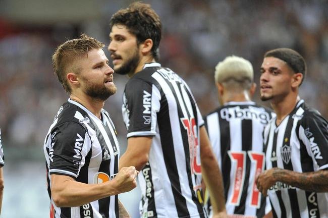 Fotos da partida de volta da semifinal do Campeonato Mineiro, entre Atltico e Caldense, no Mineiro, em Belo Horizonte