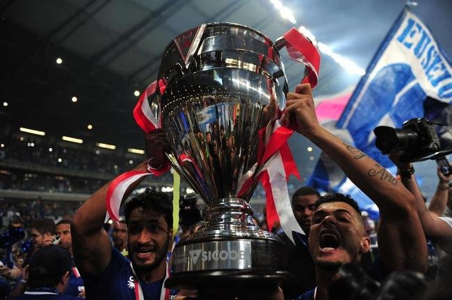 Festa do Cruzeiro com a conquista do Campeonato Mineiro sobre o Atltico