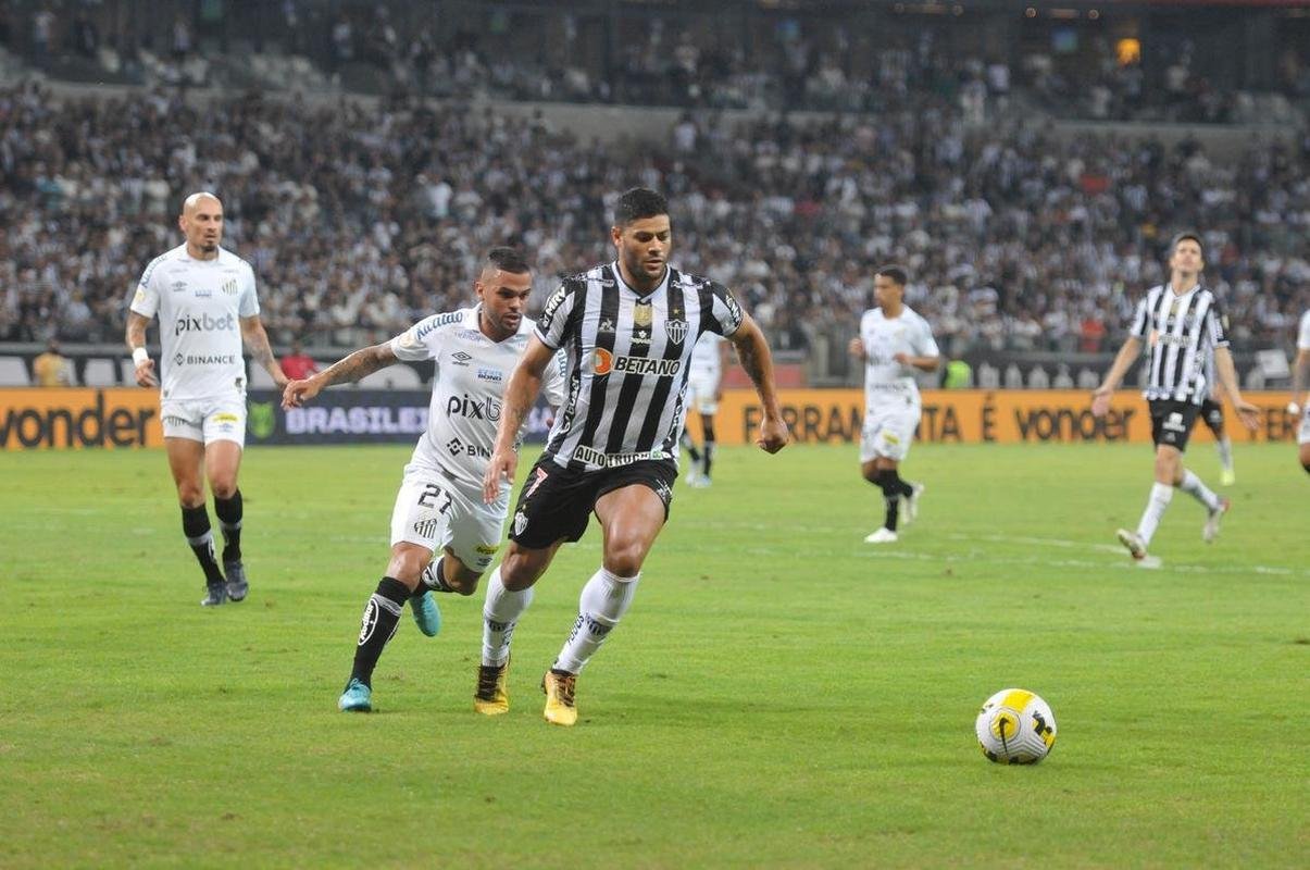 Fotos do empate por 1 a 1 entre Atltico e Santos, no Mineiro, pelo Campeonato Brasileiro