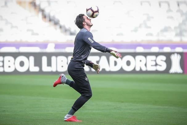 Levir Culpi comanda treino no Mineirão antes da estreia no Grupo E da Libertadores