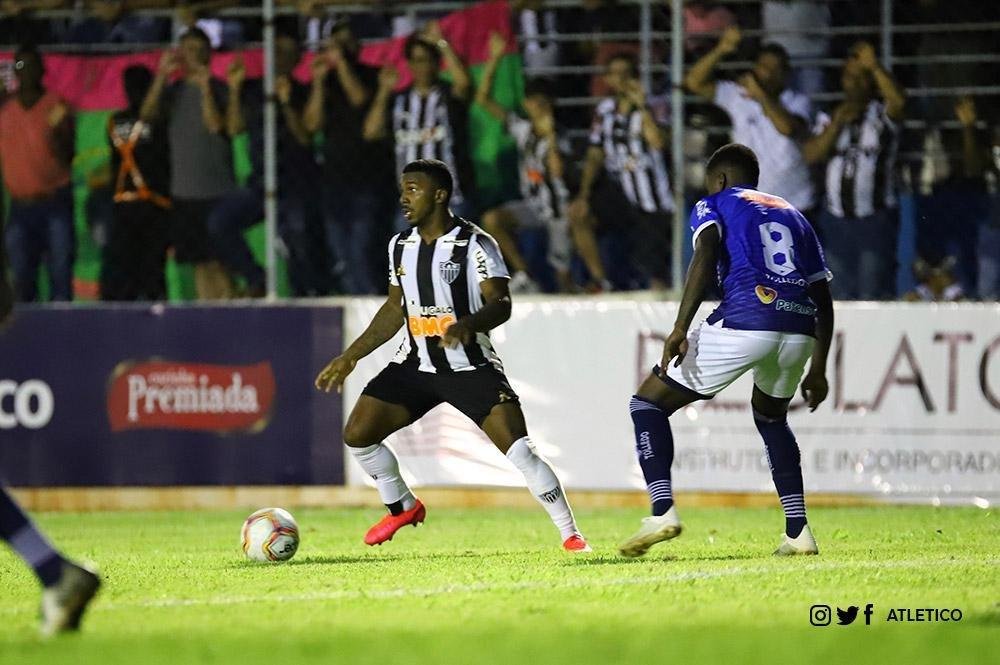 Atltico e URT se enfrentaram em jogo da 5 rodada do Campeonato Mineiro