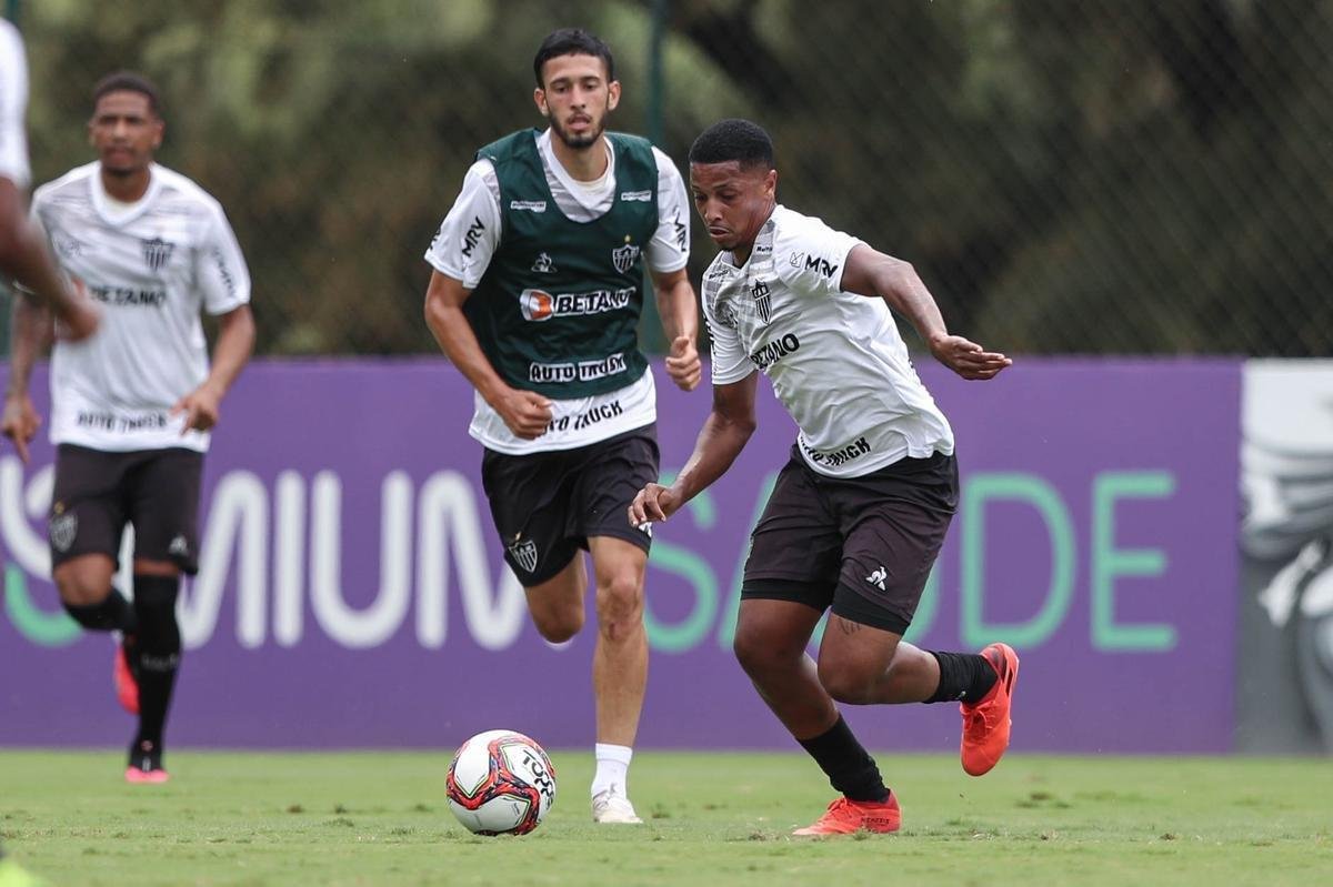 Fotos do treino do Atltico desta sexta, o primeiro aps a sada de Sampaoli