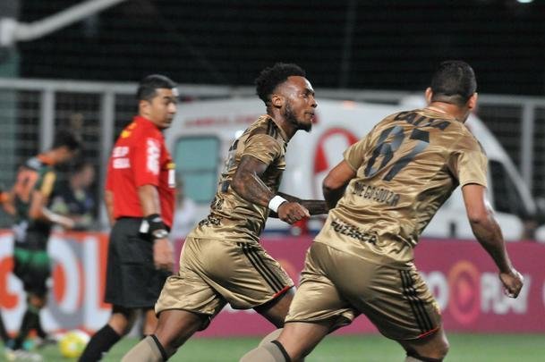 Fotos de Amrica x Sport, no Independncia, pela 37 rodada da Srie A (Rodrigo Clemente/EM D.A Press)