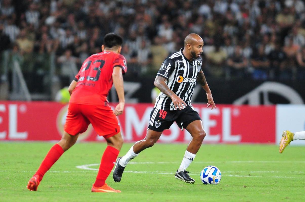 Fotos do jogo entre Atltico x Libertad, pela Copa Libertadores
