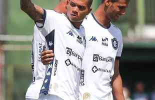 Anderson Ucha (Remo) - Jogou no Cruzeiro em 2009 e 2010